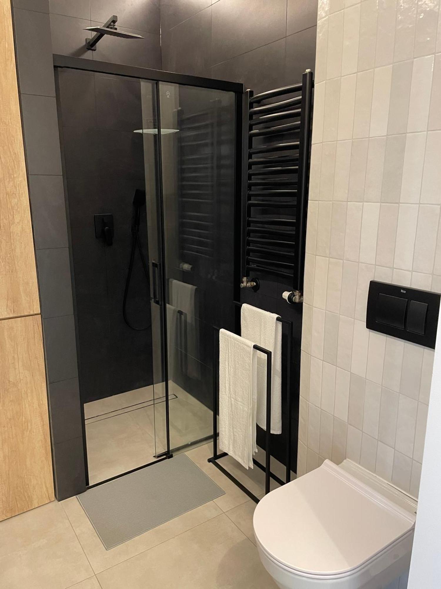 Stylowy Apartament Przy Manufakturze W Samym Centrum Lodzi Kültér fotó
